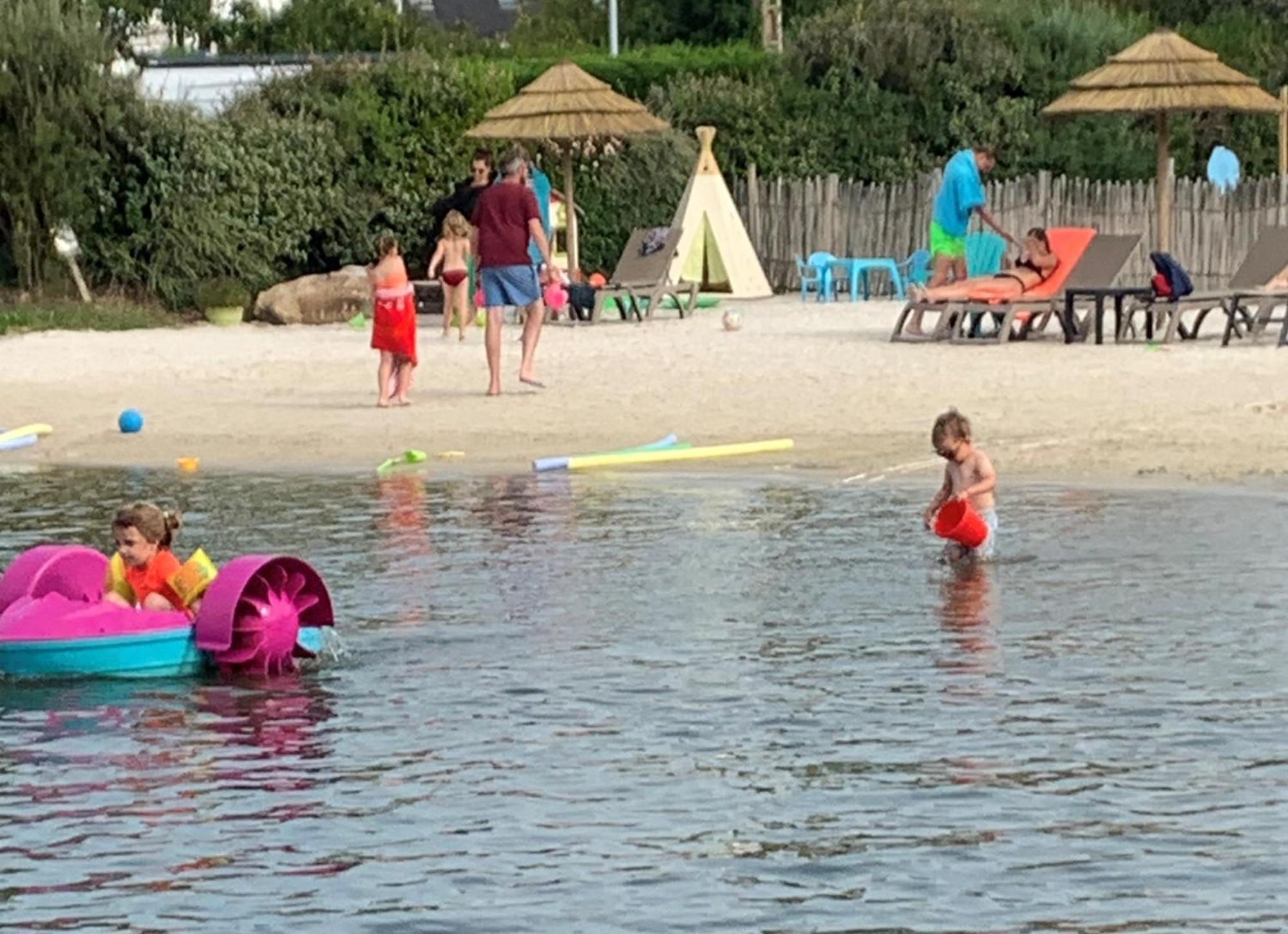 Camping Paradis Le Moulin Des Oies Belz Exterior foto