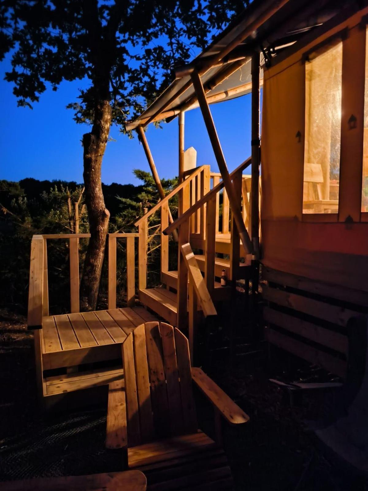 Camping Paradis Le Moulin Des Oies Belz Exterior foto